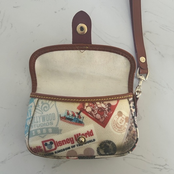 Dooney & Bourke Disney World Retro Wristlet – 40th Anniversary Theme Park Icons - Picture 14 of 15